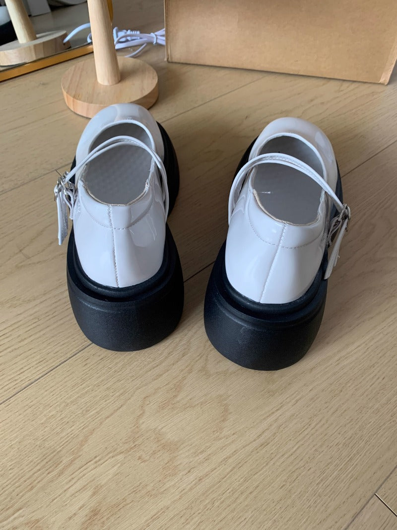 Classic Glossy Mary Jane Shoes