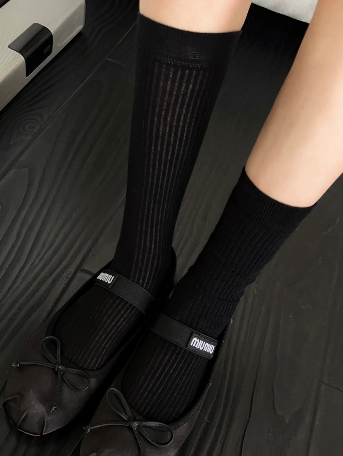 Soft Ribbed Crew Socks