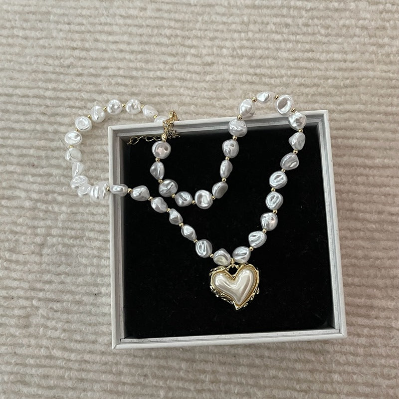Heart Plate Pearl Necklace
