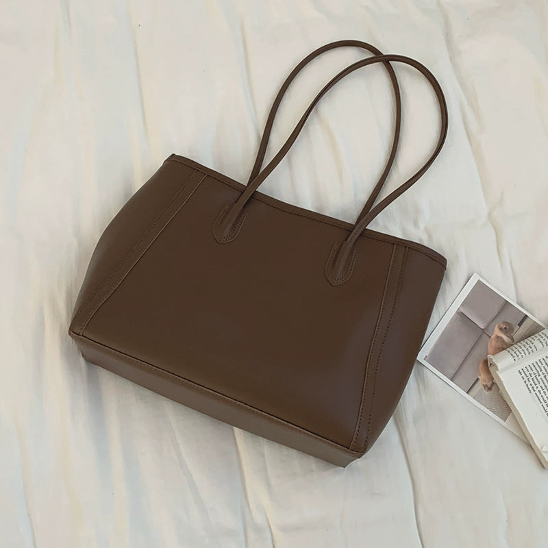 Kina Shoulder Bag