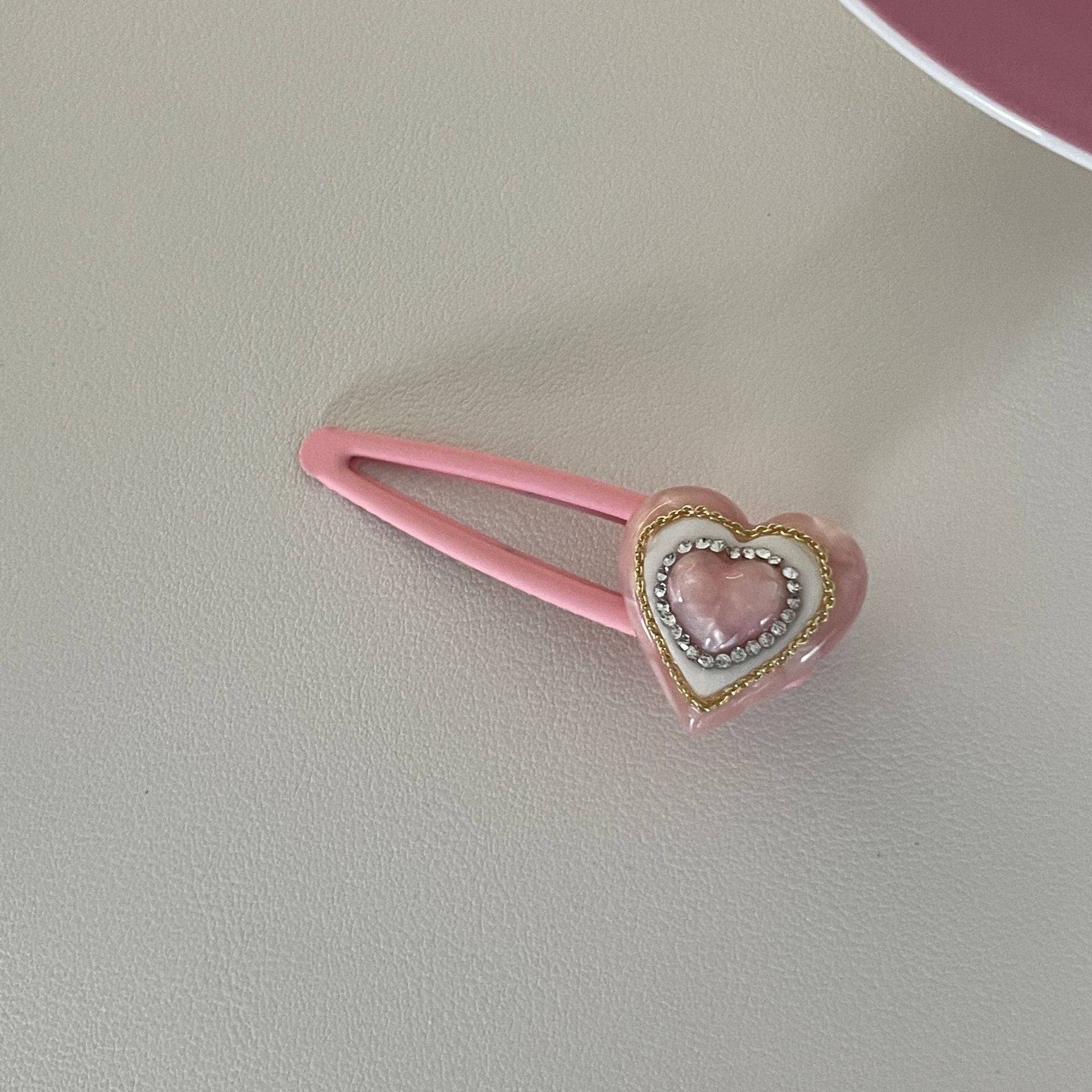 Vintage Elegance Pin