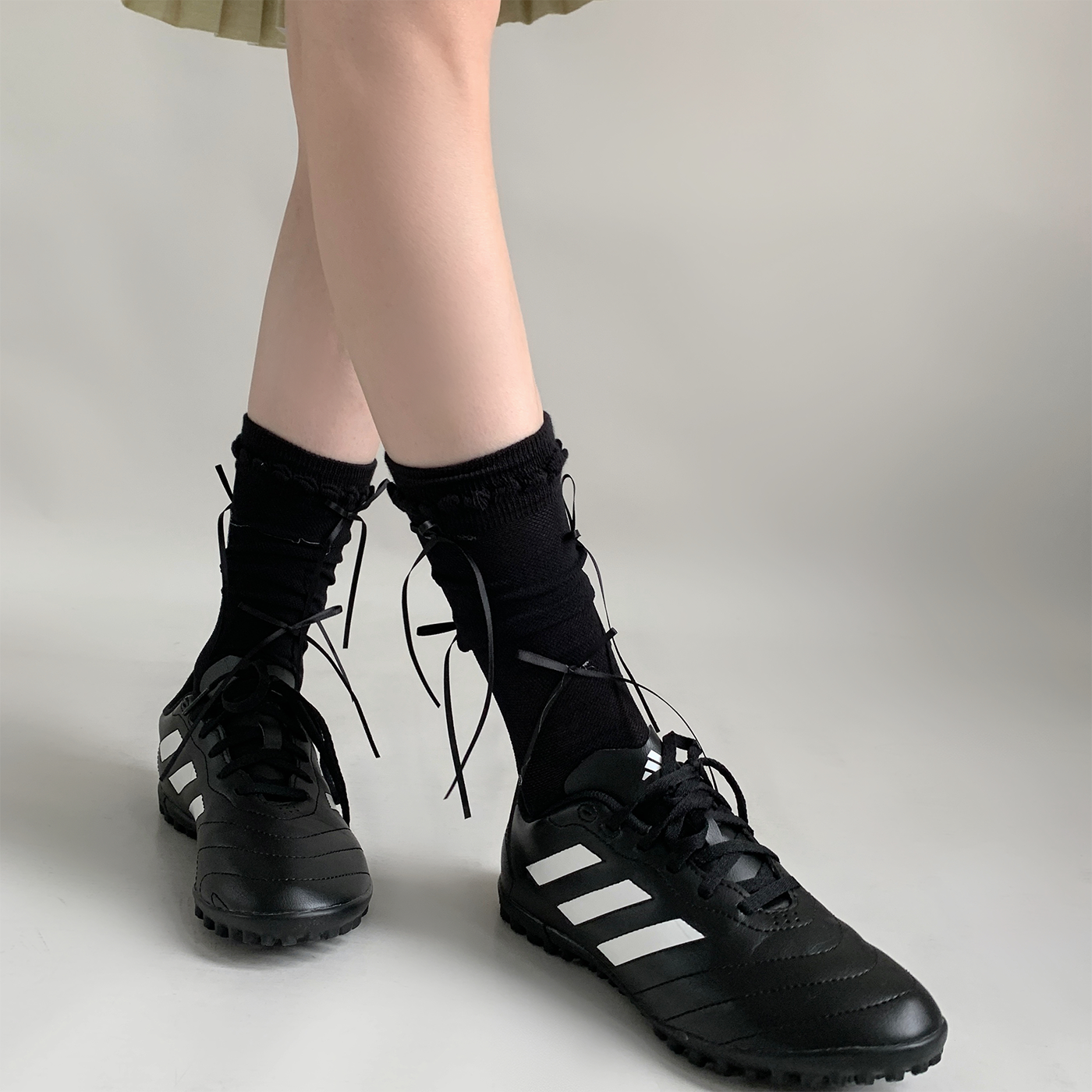 Chic Silver Laced Ballet Socks
