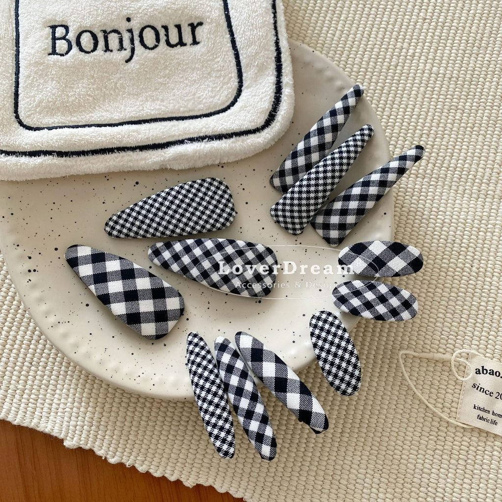 Black White Plaid Hair Clips