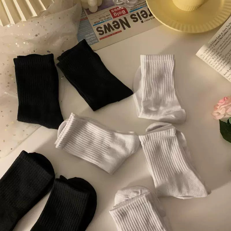 Black White Plain Socks
