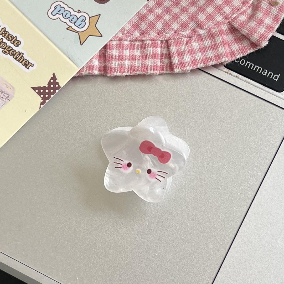 Hello Kitty Star Hair Clips