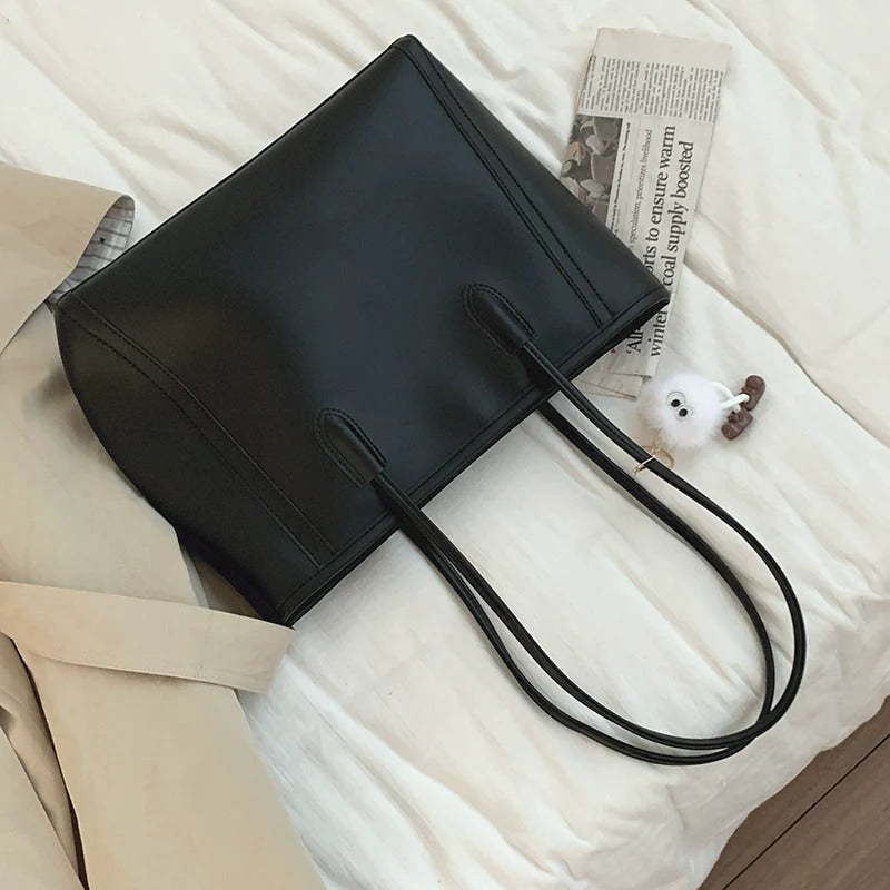 Kina Shoulder Bag