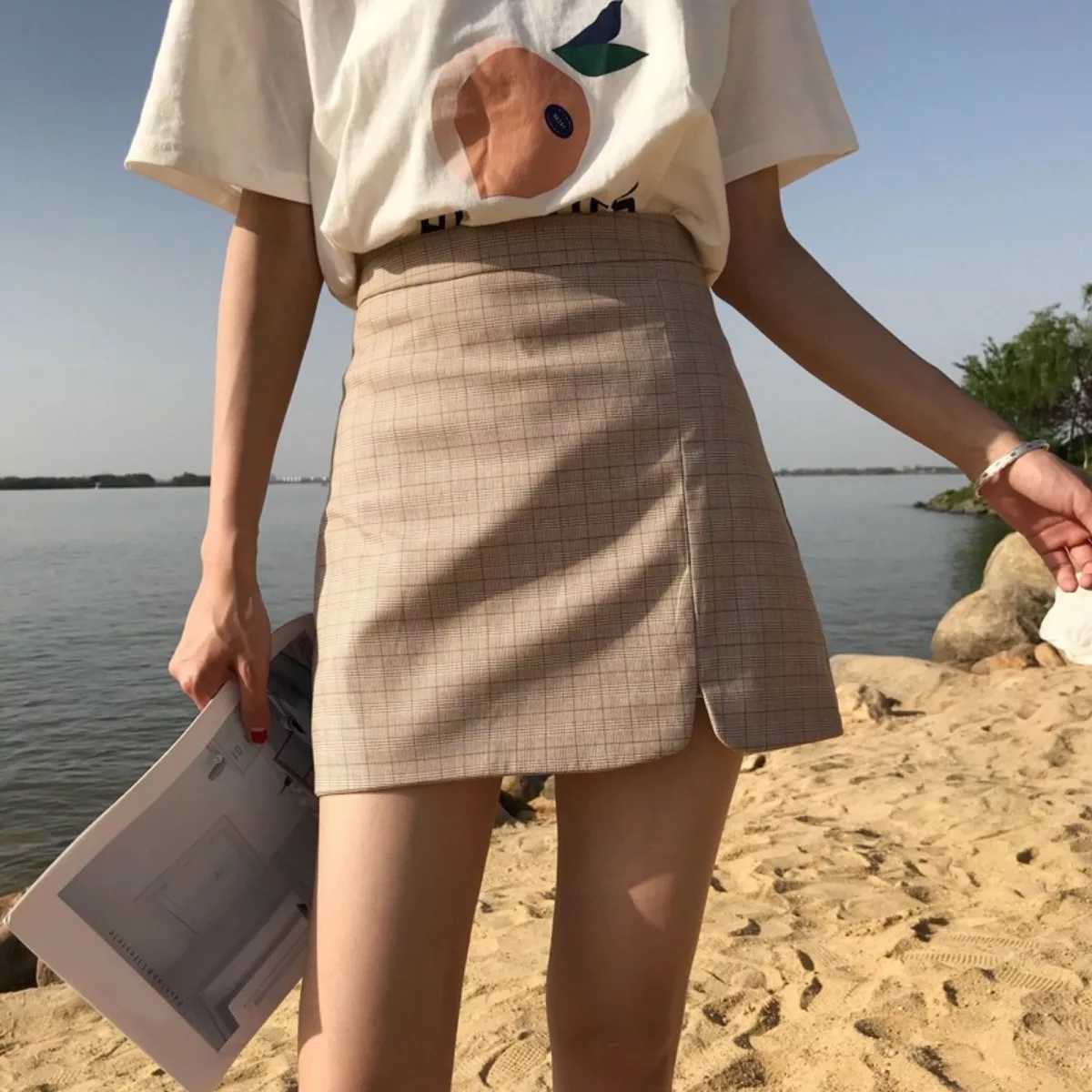 Mini grid skirt
