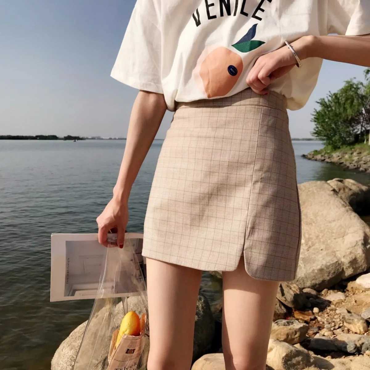 Mini grid skirt