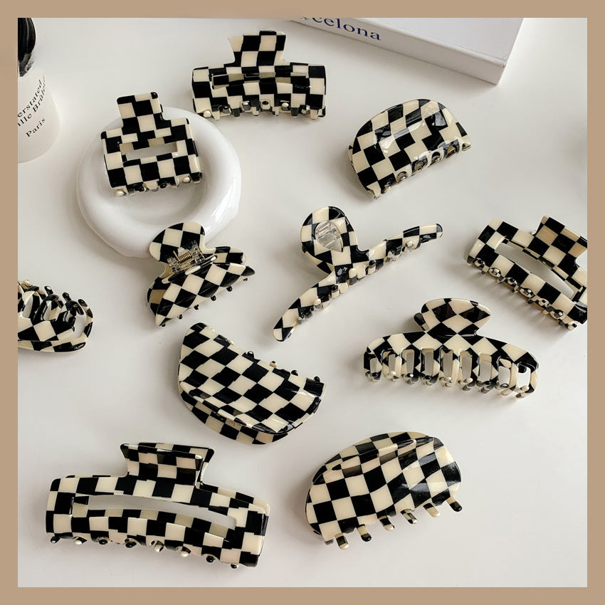 Monochrome Checkered Claw Clip