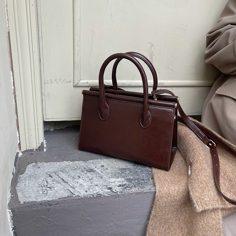 Malinda Plian Retro Bag