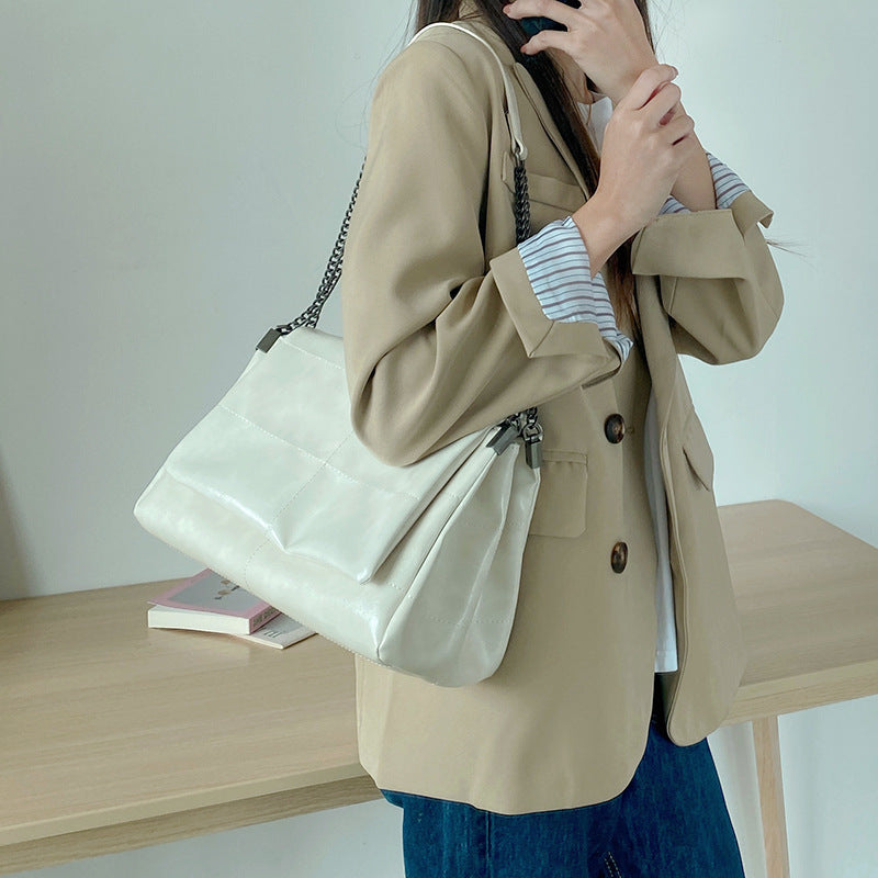 Murile Plain Shoulder Bag