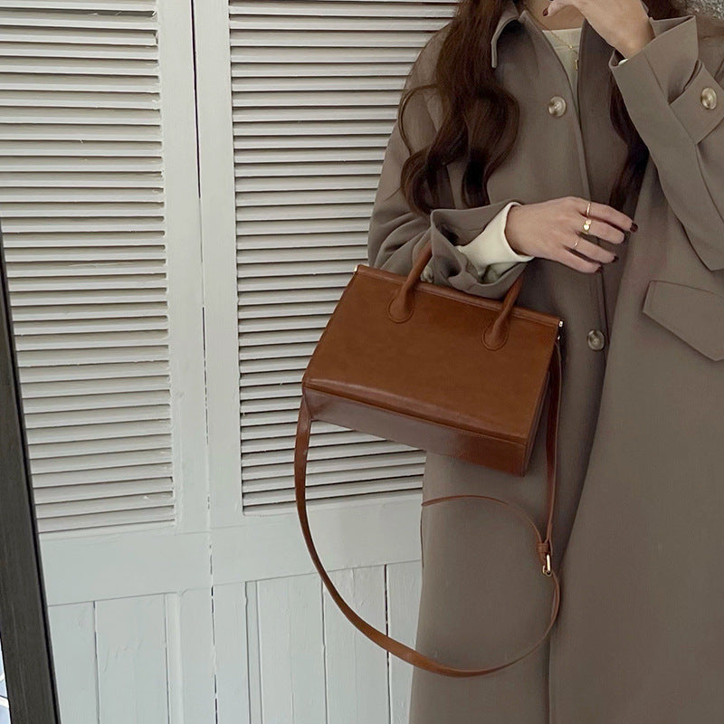 Malinda Plian Retro Bag