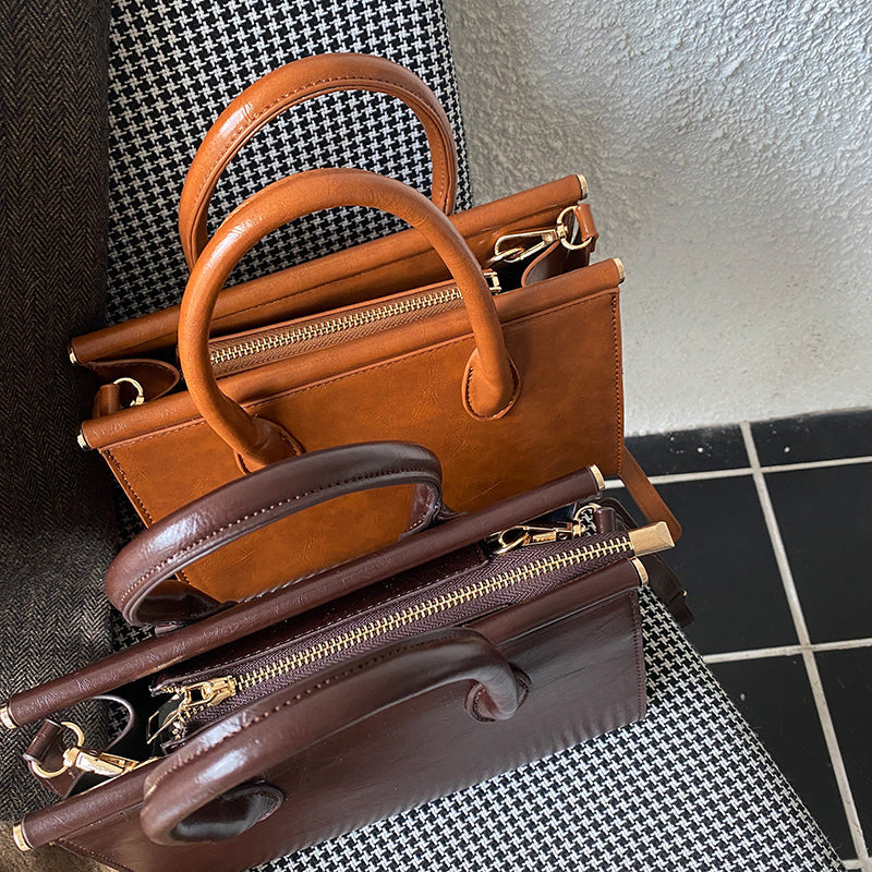 Malinda Plian Retro Bag