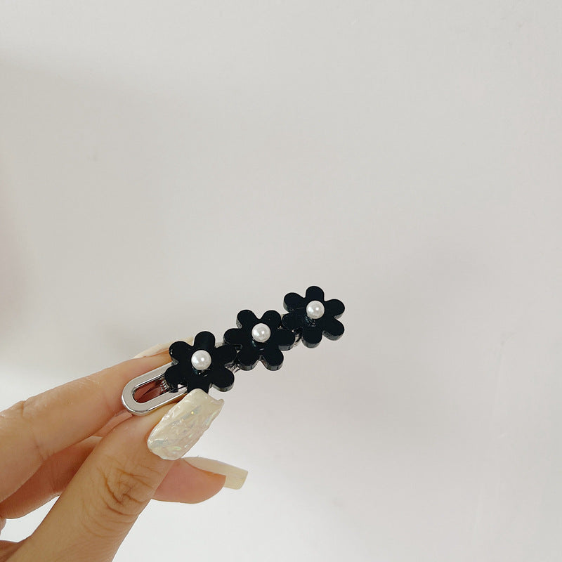 Triple Flower Clip