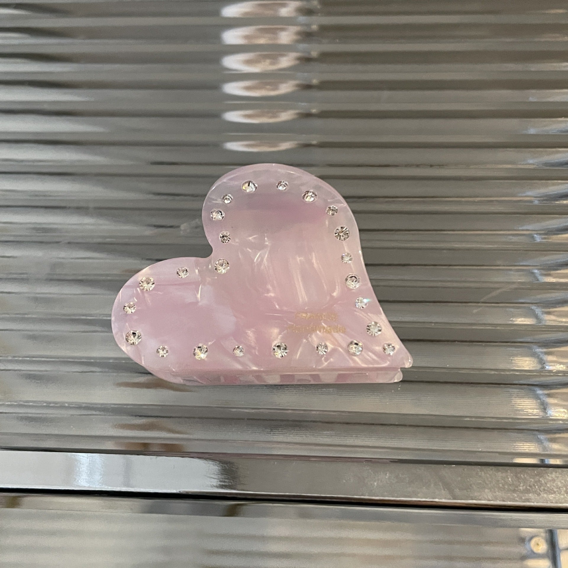 Rhinestone Heart Claw Clip