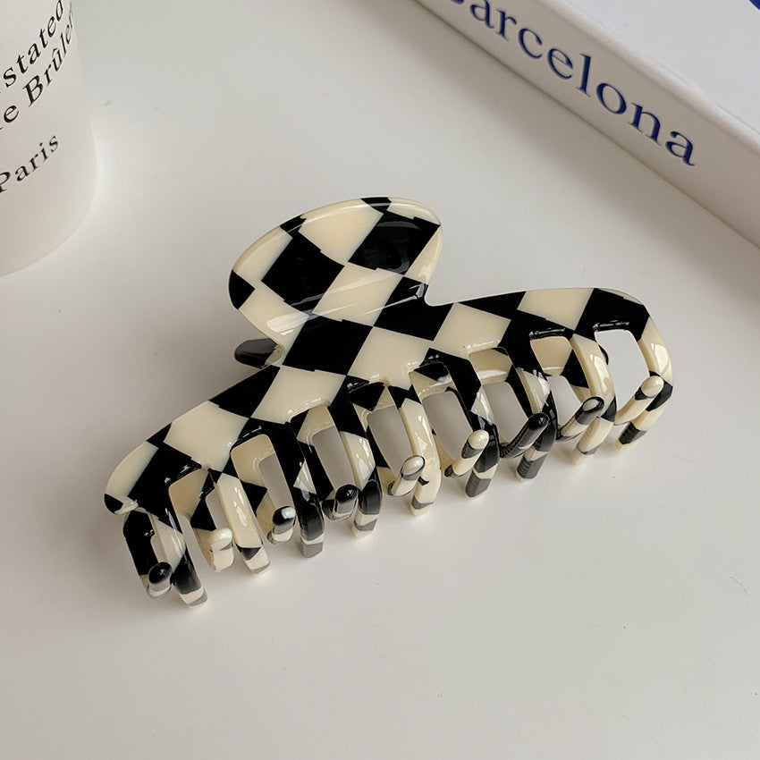 Monochrome Checkered Claw Clip