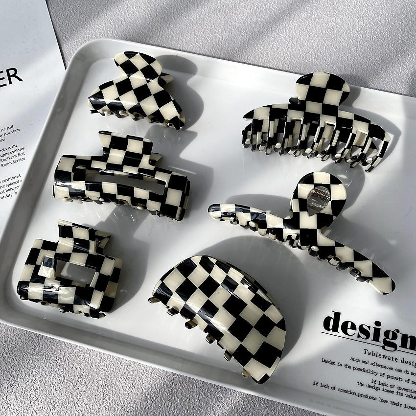 Monochrome Checkered Claw Clip