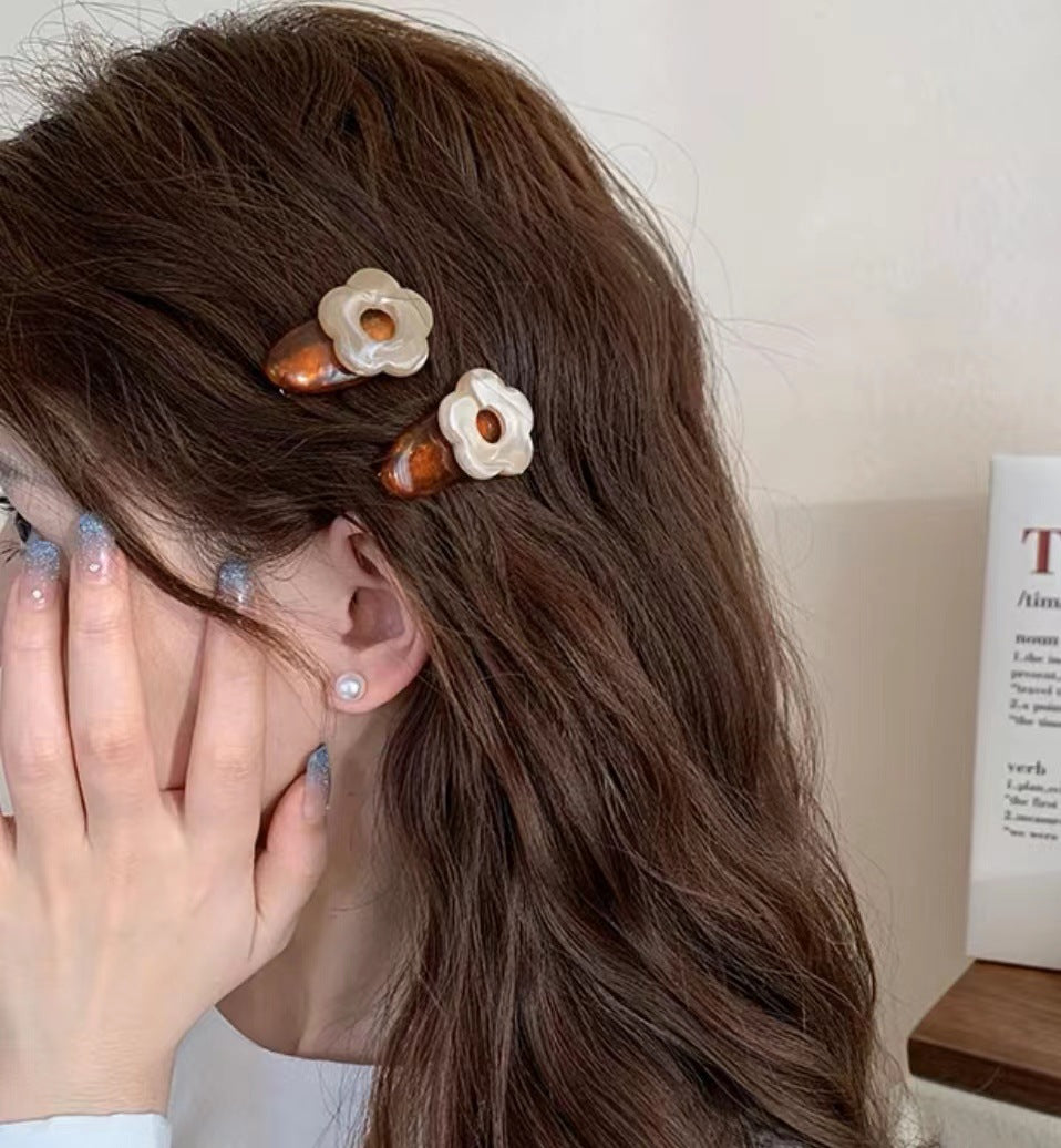 Crystal Flower Clip