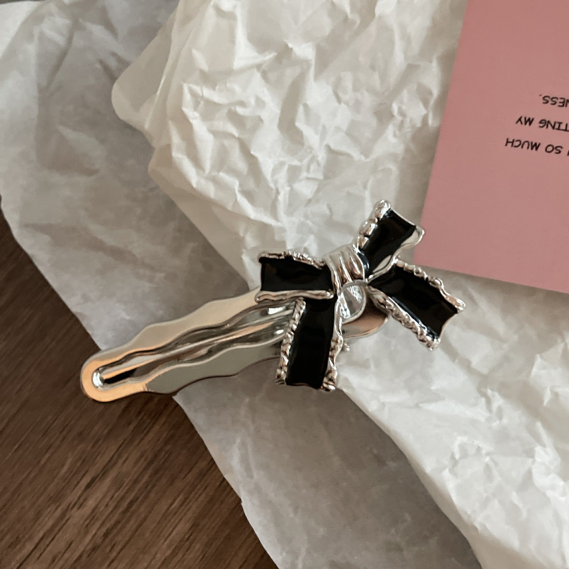 Ribbon Peekaboo Clip