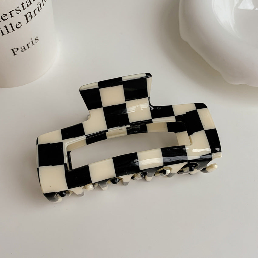 Monochrome Checkered Claw Clip