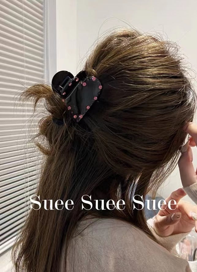 Rhinestone Heart Claw Clip