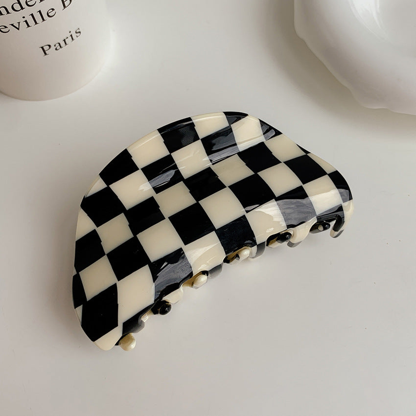 Monochrome Checkered Claw Clip