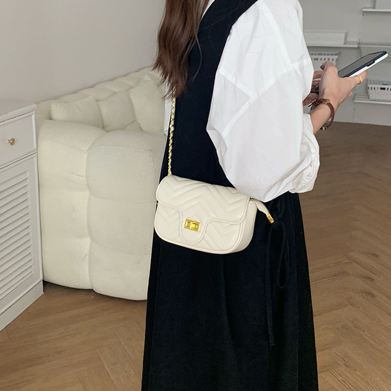Lilian Textured Sling Bag