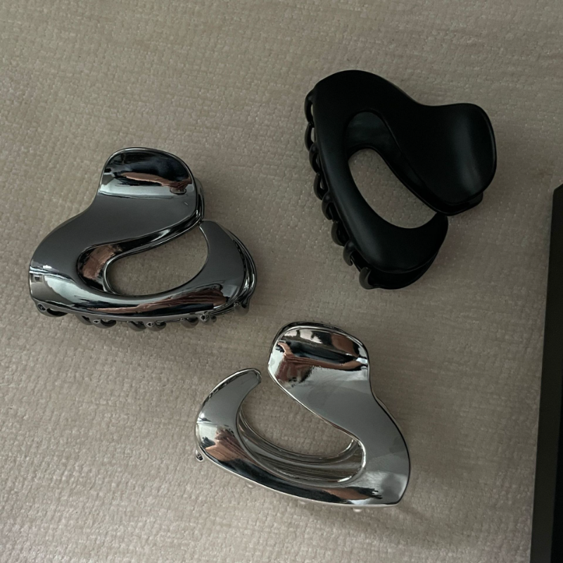 Clean Grunger Claw Clip