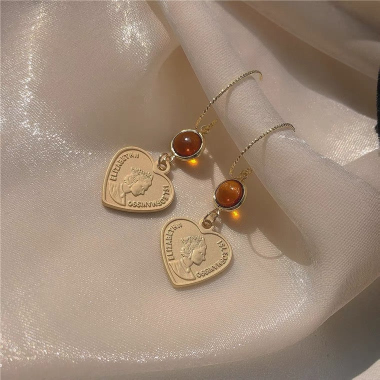 Elizabeth earrings